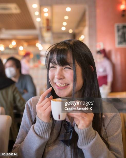 690点の牛乳ヒゲのストックフォト Getty Images 690点の牛乳ヒゲのストックフォト Getty Images