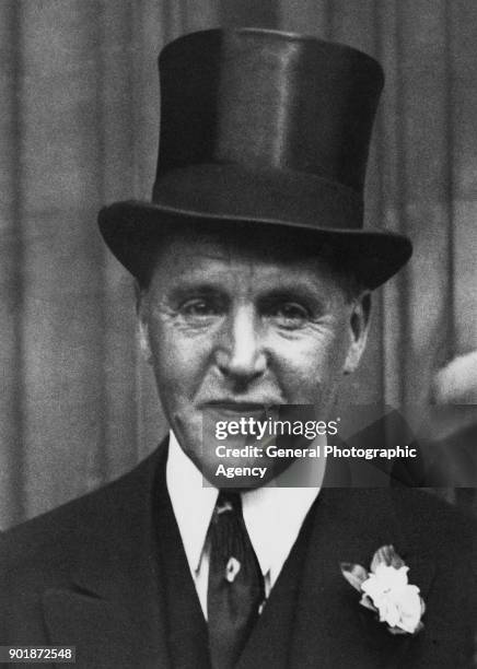 British Conservative politician Frederick Edwin Smith, 1st Earl of Birkenhead , circa 1925.