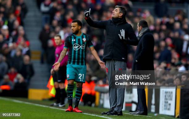 Mauricio Pellegrino, manager of Southampton during the Emirates FA Cup third round match between Fulham FC and Southampton FC at Craven Cottage on...