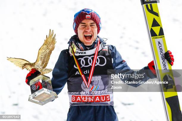 Kamil Stoch of Poland takes 1st place during the FIS Nordic World Cup Four Hills Tournament on January 6, 2018 in Bischofshofen, Austria.