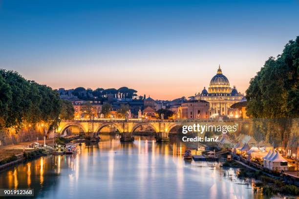 rome tiber and st peters basilica vatican italy - roma fotografías e imágenes de stock