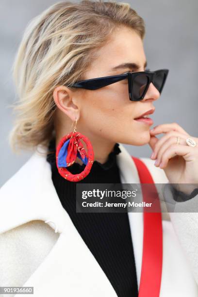 Caro Daur wearing a Topshop coat and a Celine sunglasses on October 30, 2017 in Hamburg .