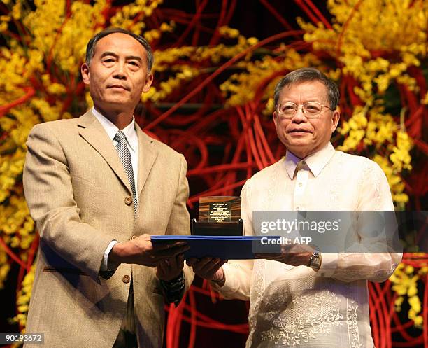 Yu Xiaogang Photos and Premium High Res Pictures Getty Images