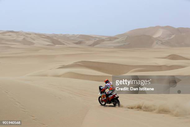 Laia Sanz of Spain and KTM rides a 450 Rally Replica KTM bike in the Elite ASO during stage one of the 2018 Dakar Rally between Lima and Pisco on...