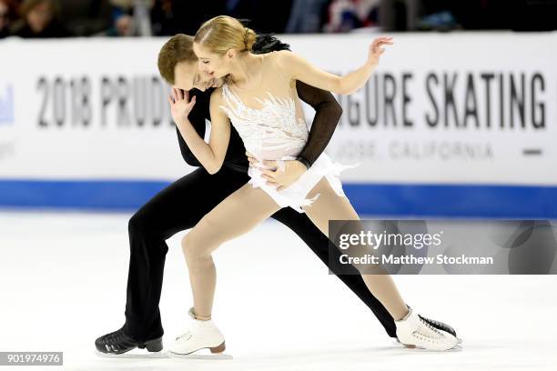 Tarah Kayne and Danny O'Shea compete in the Pairs Free Skate during the 2018 Prudential U.S. Figure Skating Championships at the SAP Center on...