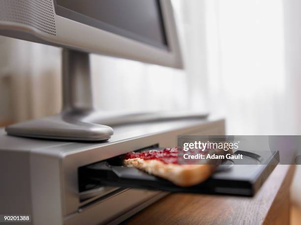 Computer Toast 227 Disc Problems Stock Photos, High-Res Pictures, and Images - Getty ...