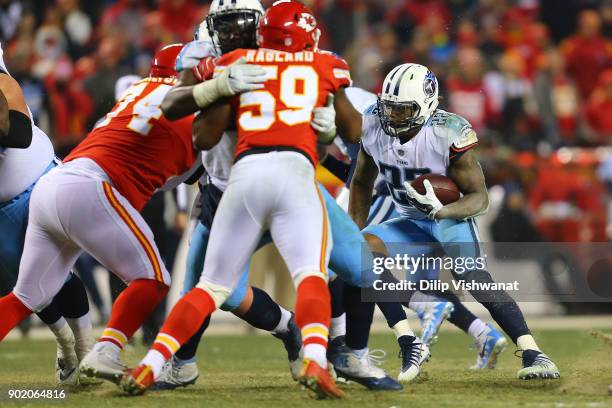 Derrick Henry of the Tennessee Titans rushes against the Kansas City Chiefs during the AFC Wild Card playoff game at Arrowhead Stadium on January 6,...