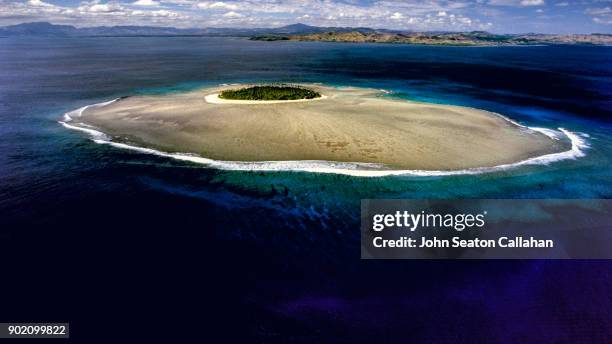 tavarua island - fiji fishing stock pictures, royalty-free photos & images