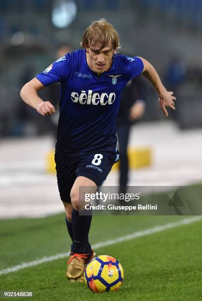 Dusan Basta of SS Lazio in action during the TIM Cup match between SS Lazio and ACF Fiorentina at Olimpico Stadium on December 26, 2017 in Rome,...