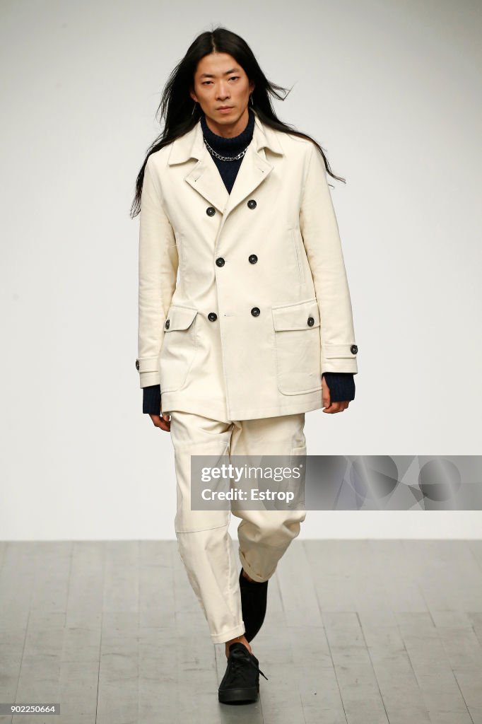 Oliver Spencer - Runway - LFWM January 2018