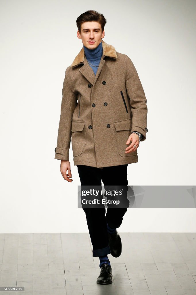 Oliver Spencer - Runway - LFWM January 2018