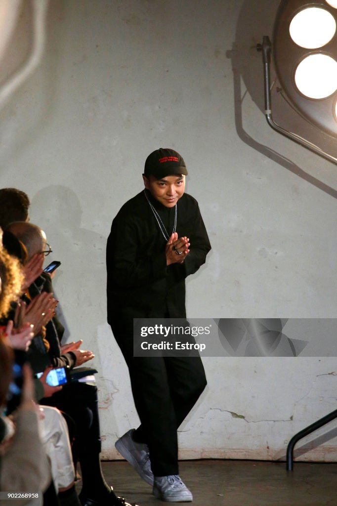 Xander Zhou - Runway - LFWM January 2018