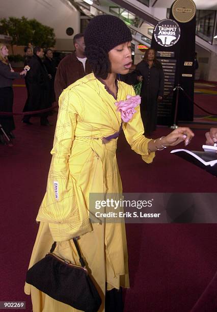 Singer Erykah Badu arrives to attend the 10th Annual Trumpet Awards sponsored by Turner Broadcasting January 7 in Atlanta, GA. The Trumpet Awards...