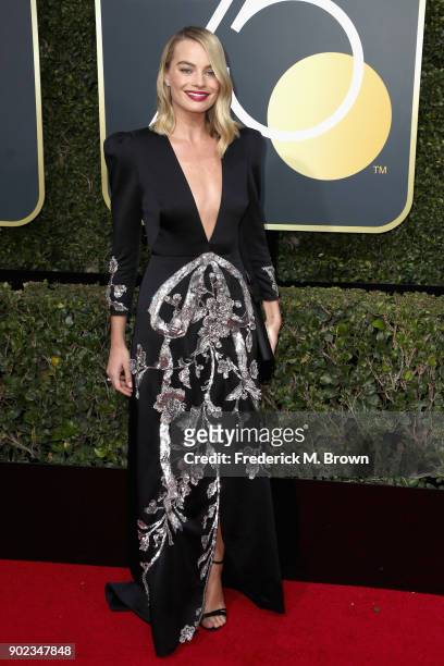 Margot Robbie attends The 75th Annual Golden Globe Awards at The Beverly Hilton Hotel on January 7, 2018 in Beverly Hills, California.