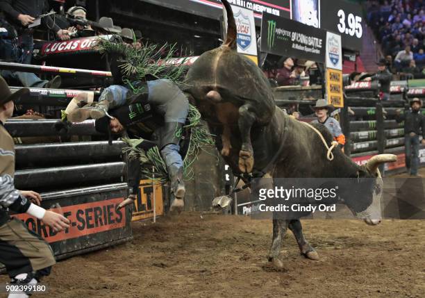 Mauney rides Shownuff during the 2018 Professional Bull Riders Monster Energy Buck Off at the Garden at Madison Square Garden on January 7, 2018 in...