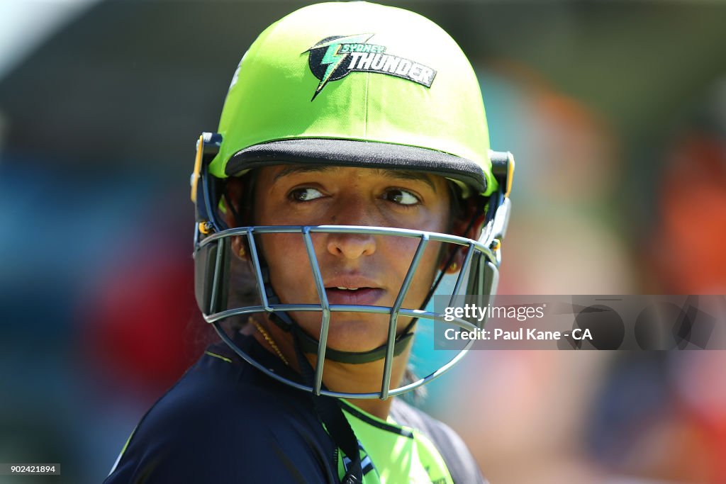 WBBL - Scorchers v Thunder