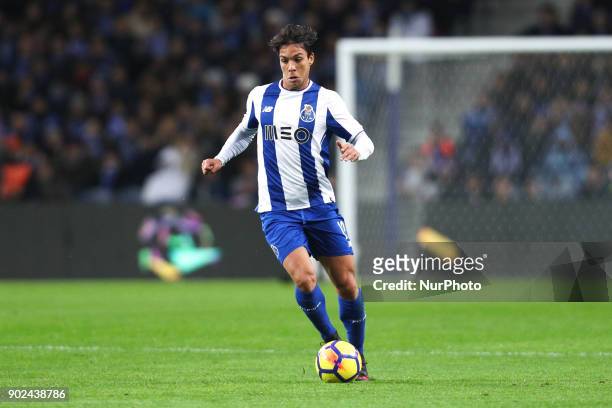Porto's Spanish midfielder Oliver Torres in action during the Premier League 2017/18 match between FC Porto and Vitoria SC, at Dragao Stadium in...