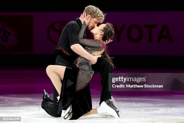 Madison Chock and Evan Bates skate in the Smucker's Skating Spectacular during the 2018 Prudential U.S. Figure Skating Championships at the SAP...