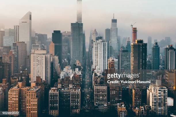 manhattan skyline from above - lower manhattan stock pictures, royalty-free photos & images
