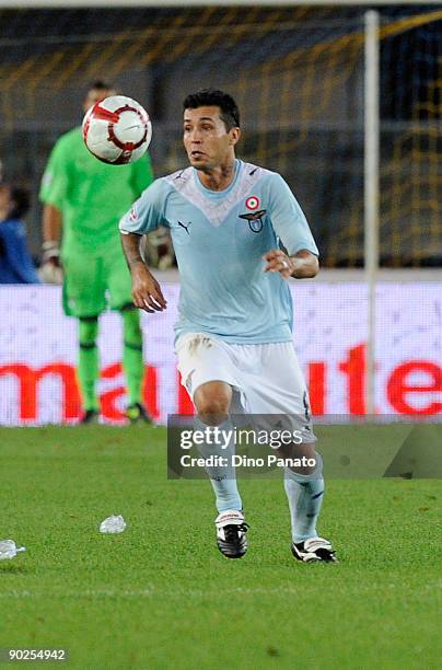 Da Silva Matuzalem of Lazio in action during the Serie A match between Chievo and Lazio at Stadio Marc'Antonio Bentegodi on August 30, 2009 in...