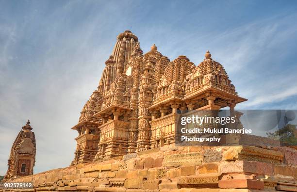 vishwanatha temple, khajuraho, india - khajuraho 個照片及圖片檔