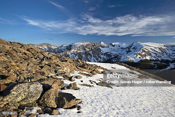 snow-covered mountains in the spring from trail ridge road, rocky mountain national park, colorado, united states of america, north america - trail ridge road colorado stock-fotos und bilder