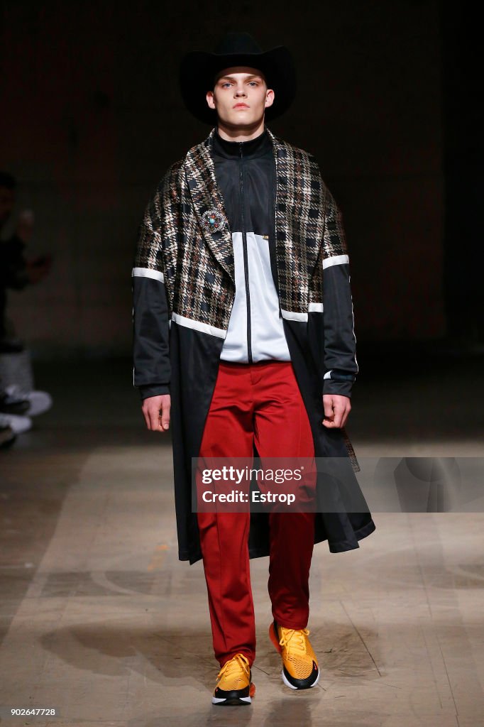 Astrid Andersen - Runway - LFWM January 2018