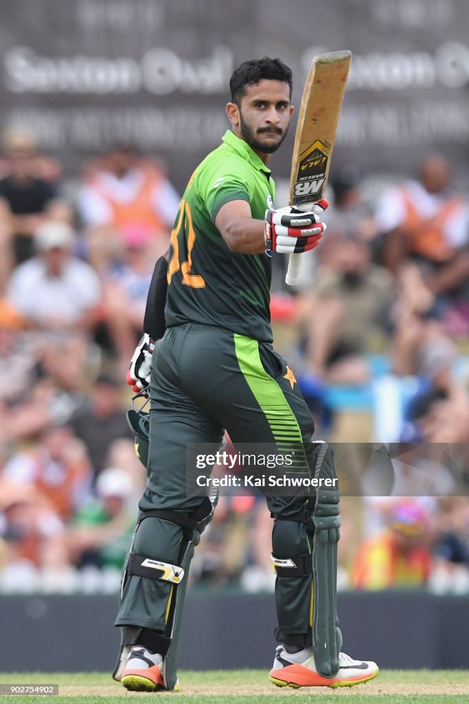 New Zealand v Pakistan - 2nd ODI