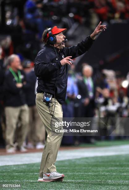 Head coach Kirby Smart of the Georgia Bulldogs reacts to a play during the second quarter against the Alabama Crimson Tide in the CFP National...