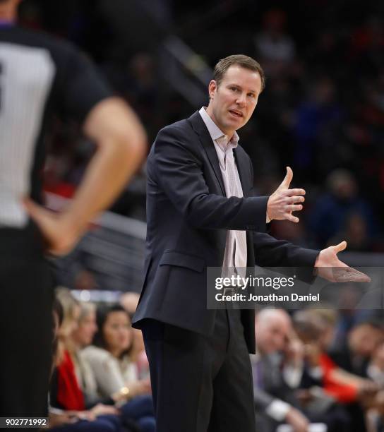 Head coach Fred Hoiberg of the Chicago Bulls complains about a call to a referee during a game against the Houston Rockets at the United Center on...