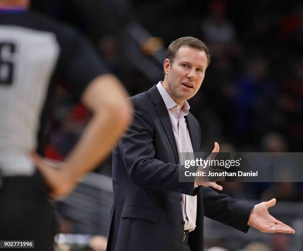 Head coach Fred Hoiberg of the Chicago Bulls complains about a call to a referee during a game against the Houston Rockets at the United Center on...