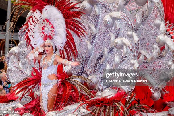 carnival at santa cruz de tenerife, canary islands - spain - santa cruz de tenerife city stock pictures, royalty-free photos & images