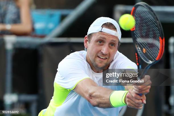 Tennys Sandgren of USA plays a forehand in his first round match against Hyeon Chung of Korea during day two of the ASB Men's Classic at ASB Tennis...