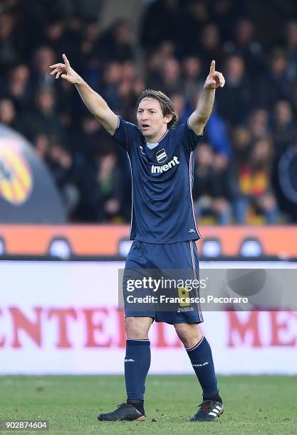 Edgar Barreto of UC Sampdoria in action during the serie A match between Benevento Calcio and UC Sampdoria at Stadio Ciro Vigorito on January 6, 2018...