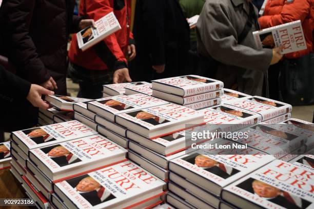 Customers purchase copies of one of the first UK consignments of Michael Wolff's book on President Trump's Presidency "Fire and Fury", at...
