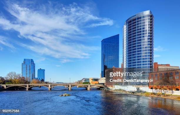 downtown grand rapids michigan skyline - grand rapids michigan stock pictures, royalty-free photos & images