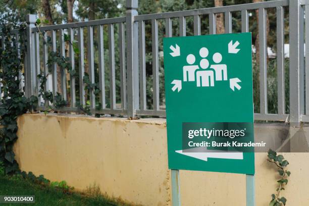 assembly point - sharp angle stock pictures, royalty-free photos & images