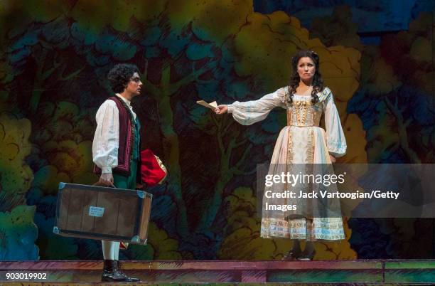 Mexican-born French tenor Rolando Villazon and Russian soprano Anna Netrebko perform during the final dress rehearsal of Act 2 of the Metropolitan...