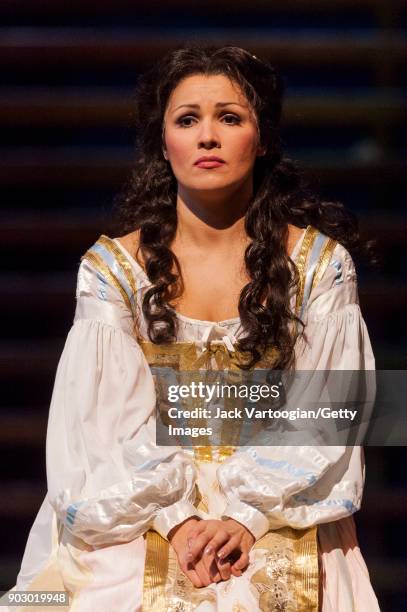 Russian soprano Anna Netrebko performs during the final dress rehearsal of Act 2 of the Metropolitan Opera/John Copley production of 'L'Elisir...