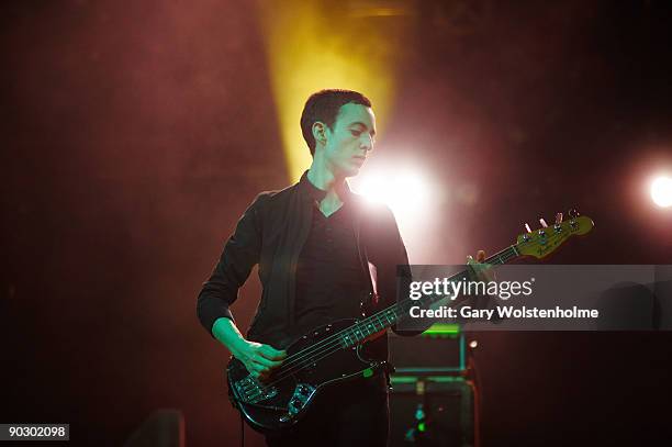 Spider Webb of The Horrors performs on stage on the last day of Leeds Festival at Bramham Park on August 30, 2009 in Leeds, England.