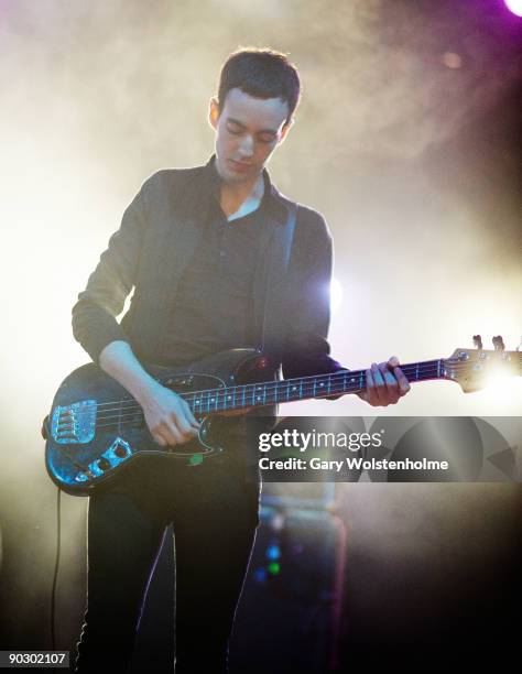 Spider Webb of The Horrors performs on stage on the last day of Leeds Festival at Bramham Park on August 30, 2009 in Leeds, England.