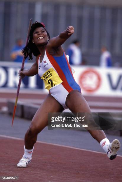 Tessa Sanderson of Great Britain throws the javelin at a Dairy Crest athletics meeting at Crystal Palace, London, England, June 1991. .