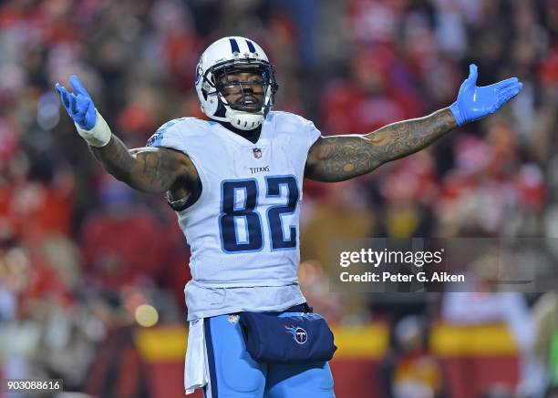 Tight end Delanie Walker of the Tennessee Titans reacts after a play against the Kansas City Chiefs during the second half of the game at Arrowhead...