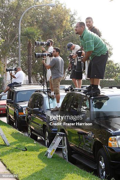 Members of the media cover the funeral of Adam Goldstein, otherwise known as DJ AM, at Hillside Memorial Park September 2, 2009 in Culver City,...