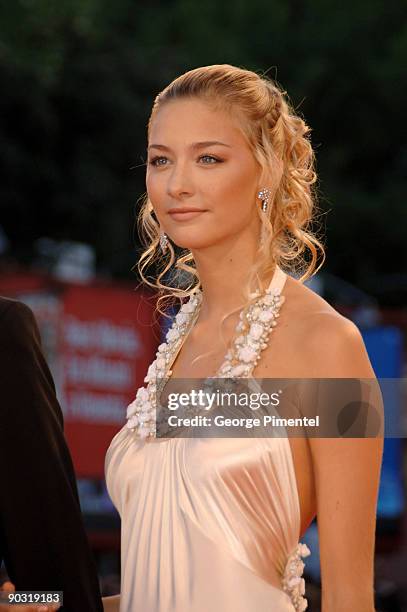 3,059 Borromeo Beatrice Stock Photos, High-Res Pictures, and Images ...