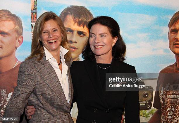 Actress Leslie Malton and actress Gurdrun Landgrebe attend the "Waiting for Angelina" Germany premiere on January 8, 2009 in Berlin, Germany.