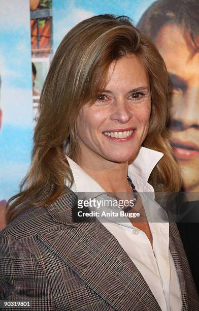 Actress Leslie Malton attends the "Waiting for Angelina" Germany premiere on January 8, 2009 in Berlin, Germany.