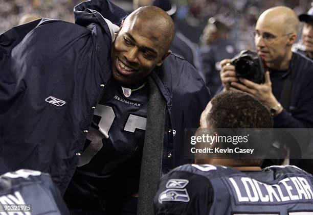 Sean Locklear Seahawks Vs Panthers 2005 Photos and Premium High Res Pictures - Getty ...