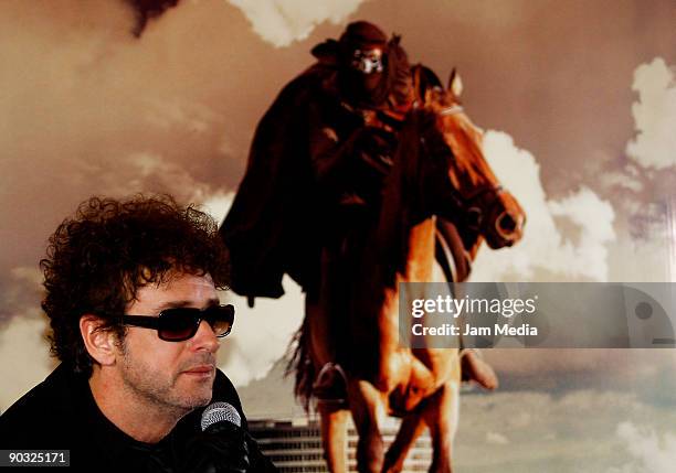 Argentine singer Gustavo Cerati presents his new album 'Fuerza Natural' during a press conference on September 3, 2009 in Mexico City, Mexico.
