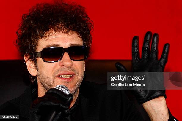 Argentine singer Gustavo Cerati presents his new album 'Fuerza Natural' during a press conference on September 3, 2009 in Mexico City, Mexico.